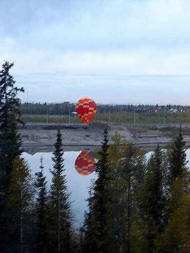Companion baloon landing