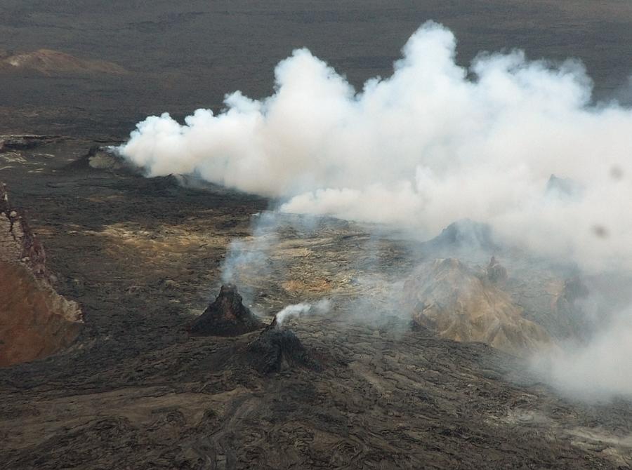 Flying over Kilauea's active vents.