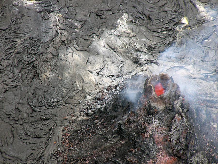 Flying over Kilauea's active vents, with magma
