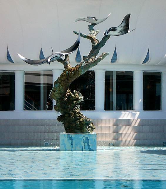 Pool sculpture