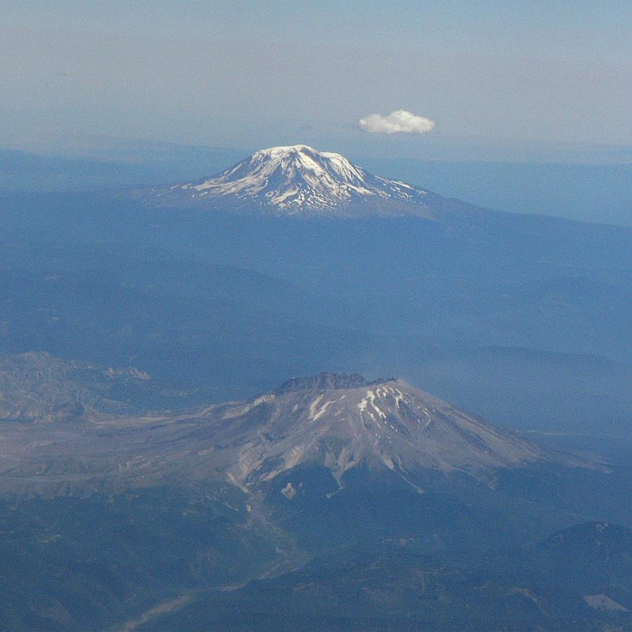 Mt St Helens (foreground) and Mt Adams (background)