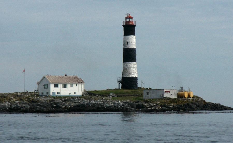 Lighthouse at Racer Rocks